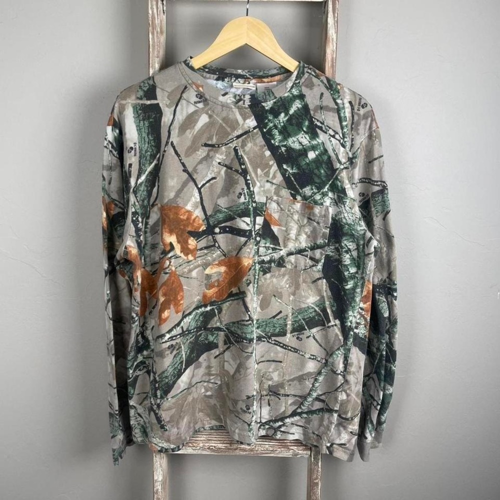 Essential Forrest Camo LongSleeve Shirt size Large